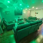 Cozy Apartment Shared With Host