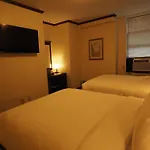 Hotel Night Broadway
