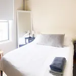 2 Bedrooms Entire Beautiful Apt In Williamsburg!
