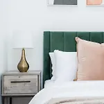 Prime East Village Newly Reno 3Br 2 Baths Wd In Unit