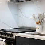 1597-12 New Prime Ues Wd In Unit New York