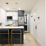 Apartment 1597-12 New Prime Ues Wd In Unit *