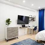 1597-12 New Prime Ues Wd In Unit Apartment
