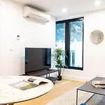 149bk-202 New 1br In Prime Greenpoint Bk Apartment New York