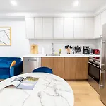 Apartment 149bk-202 New 1br In Prime Greenpoint Bk