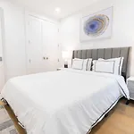 149bk-202 New 1br In Prime Greenpoint Bk