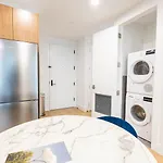 Apartment 149bk-202 New 1br In Prime Greenpoint Bk *