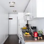 Apartment 1435-3-3 Bedrooms 2bath W D Prime Upper East