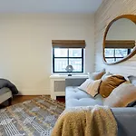 E10-3 3Br Designer Townhouse