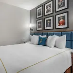 The Draper New York, Tapestry Collection By Hilton Hotel 3*