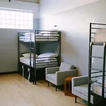 Hostel The Local Ny *