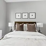 Top Notch 2Br Minutes From Central Park
