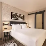 Hotel Doubletree By Hilton Midtown Fifth Ave