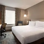 Hilton Garden Times Square South Hotel