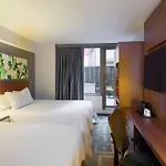 Hotel Hilton Garden Park South-midtown West 3*