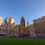 Hotel Iroquois Times Square