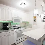 Apartment Modern Comfort In Brooklyn *