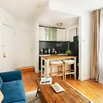 139-3E West Village 1Br Best Value