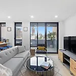 149bk-501 New Prime Greenpoint 2br Wd In Unit Apartment *
