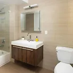 Large Upper East Side 1bd Elevator Rooftop Apartment New York