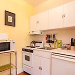 Gorgeous Apt For 2! Heart Of Manhattan!