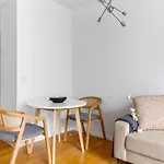 Blueground Hells Kitchen Gym Wd Nr Museum Nyc-1435