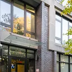 Apartment Large Upper East Side 1bd Elevator Rooftop New York