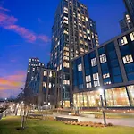 Prime Nyc Waterfront Gem