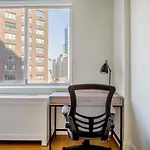 Midtown East 2br W Gym Doorman Wd Nr Parks Nyc-1206 Apartment New York
