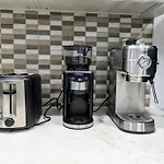 Lavish Downtown Manhattan Oasis In Union Square