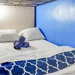 Empire Broadway Retreats Apartment