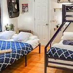 Empire Broadway Retreats Apartment
