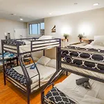Empire Broadway Retreats Apartment