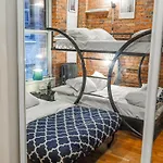 Apartment Empire Broadway Retreats *