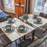 Empire Broadway Retreats