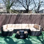 Apartment Charming 2br Bkyrd Near Williamsburg New York