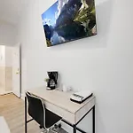 Bay Ridge Luxe: Stylish & Comfortable