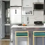 1597-phn Ph Duplex -private Outdoor Deck W D *