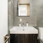 1597-phn Ph Duplex -private Outdoor Deck W D