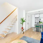 1597-phn Ph Duplex -private Outdoor Deck W D Apartment *