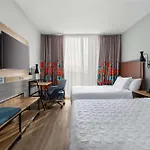 Hotel Tru By Hilton Brooklyn New York