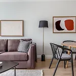 Midtown 2Br W Gym Doorman Nr Times Square Nyc-1400
