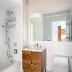 Lower East Side 1br W Gym Wd Nr Nightlife Nyc-1232