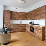 Lower East Side 1br W Gym Wd Nr Nightlife Nyc-1232 New York
