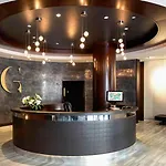 Apartment Uws 1br W Doorman Elevator Nr Park Nyc-416 New York