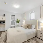 Serenity In Bay Ridge: Modern Getaway In Brooklyn