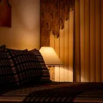Guest house Spacious Comfy In Cozy Classy Duplex New York