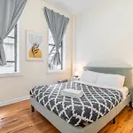 Apartment 2 Bedroom Hidden Upscale Oasis *