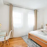 13-3 I Brand New 4br 3 Baths Duplex Private Roof Deck