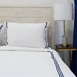 1597-9 Renovated Prime Ues Wd In Unit Apartment *